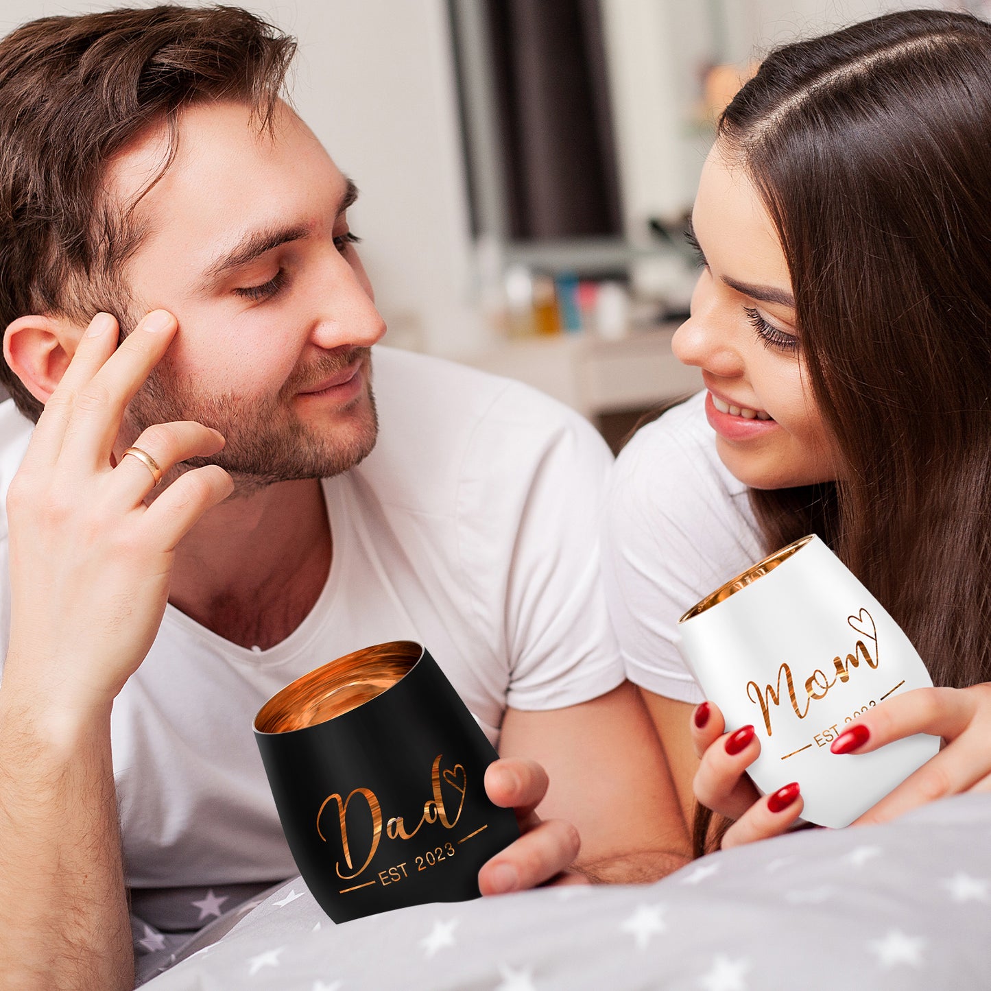 New Parents Gifts For Couples - Pregnancy Gifts For First Time Parents EST 2023 - Gender Reveal Gifts - Mom and Dad Wine Glasses Gifts